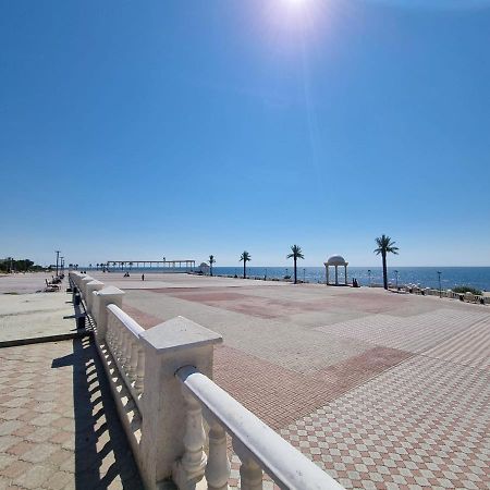 Квартира у моря Актау Экстерьер фото
